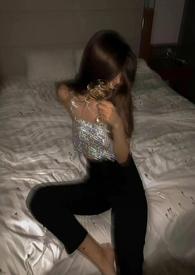 穿书成为大佬的挂件